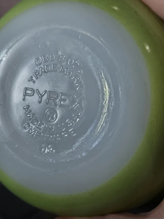 Pyrex Lime Green 024 & 080 -Set Of 2 - Picture 8 of 12